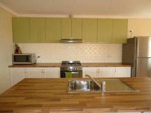 Flinders Bush Retreats - Accommodation NSW 5