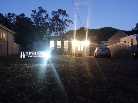 Hemley House - Accommodation NSW 7