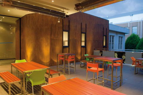 Hotel Warrnambool - Accommodation NSW 3