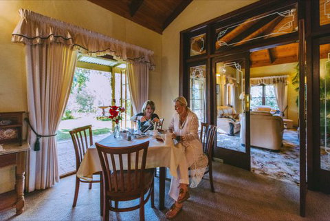 Holberry House - Accommodation NSW 3