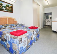 Tropical Lodge - Accommodation NSW