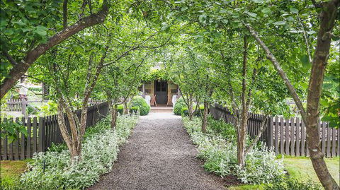 Kyneton Old Rectory - Accommodation NSW 3
