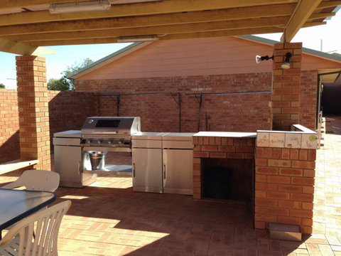 Leeman Holiday Units - Accommodation NSW 0