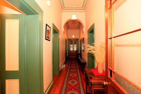 Lochinver Farm Homestead And Cottages - Accommodation NSW 4