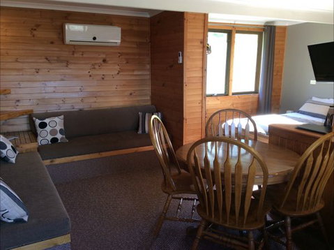 Mole Creek Cabins - Accommodation NSW 5