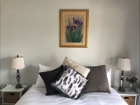 Rutherglen Christmas Trees Farm Stay - Accommodation NSW 1