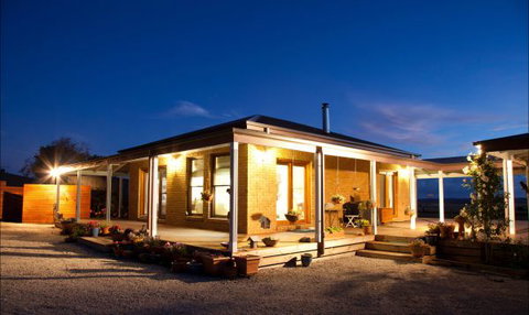 Sanctuary@Waratah - Accommodation NSW 0