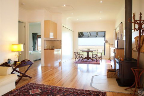 Sanctuary@Waratah - Accommodation NSW 2