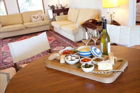 Sanctuary@Waratah - Accommodation NSW 4