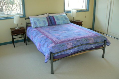 Sandy Point Beach Escape - Accommodation NSW 5
