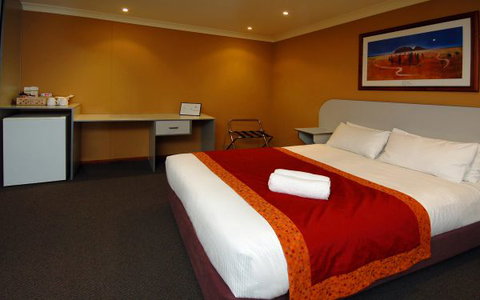 Victoria Hotel - Strathalbyn - Accommodation NSW 2