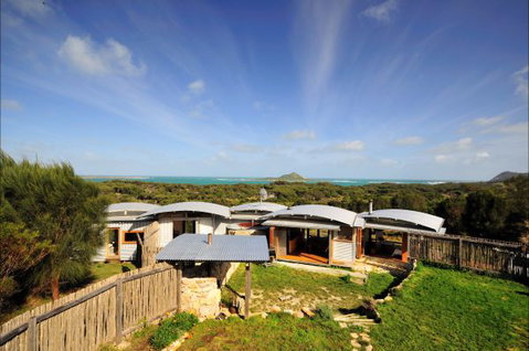 West End Beach House - Accommodation NSW 2