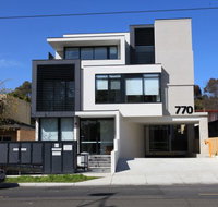 Whitehorse Apartments Hotel - Accommodation NSW