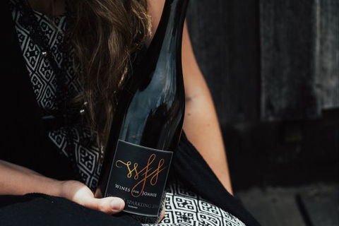Wines For Joanie Cottage - Accommodation NSW 9