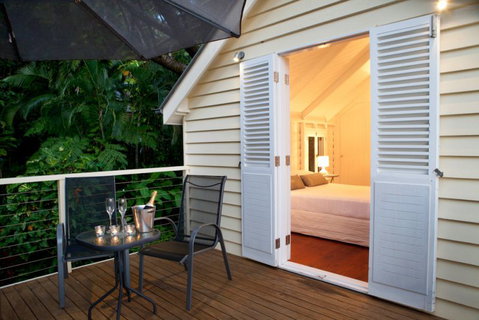Port Douglas Cottage & Lodge - Accommodation NSW 1