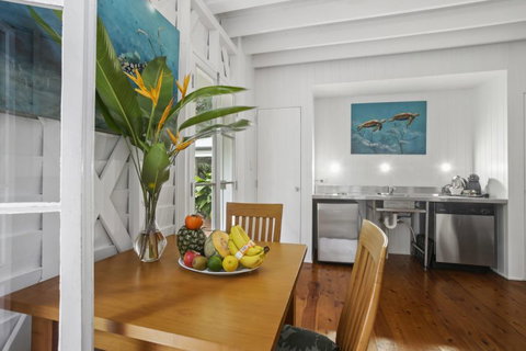 Port Douglas Cottage & Lodge - Accommodation NSW 8