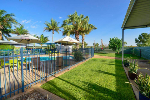 Devils Marbles Hotel–Wauchope - Accommodation NSW 4