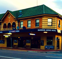 Queens Arms Hotel - Accommodation NSW