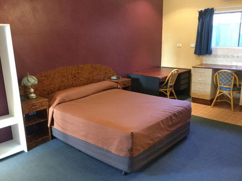 Townview Motel–Abyssinia Restaurant - Accommodation NSW 12