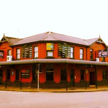 Town Hall Hotel - Accommodation NSW 9