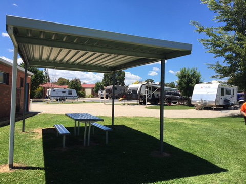 Canobolas Caravan Park - Accommodation NSW 8