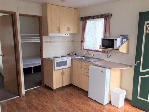 Canobolas Caravan Park - Accommodation NSW 7