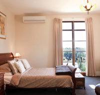 Azidene House  Spa Apartments - Accommodation NSW