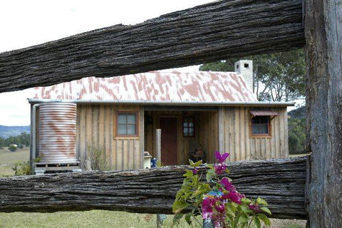 Wombat Lodge - Accommodation NSW 4
