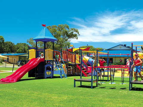 Beachfront Holiday Resort - Accommodation NSW 8