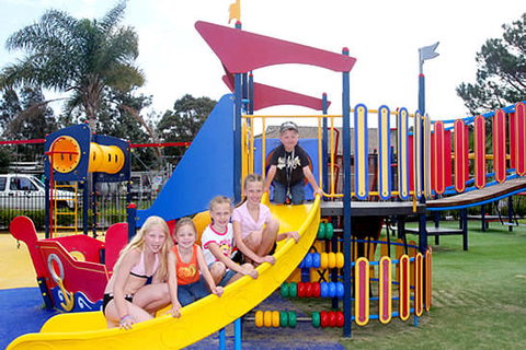 Beachfront Holiday Resort - Accommodation NSW 11