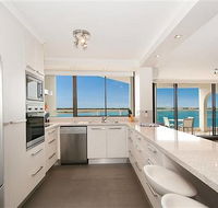 Beaconlea Tower Apartments - Accommodation NSW