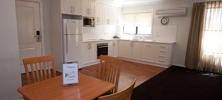 Best Western Charles Sturt Suites & Apartments - Accommodation NSW 1