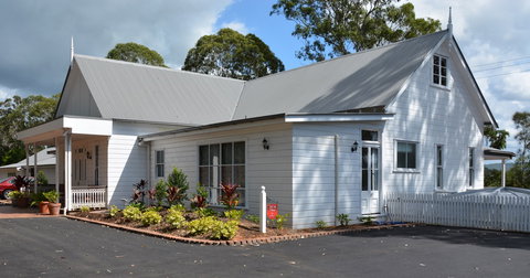 Bli Bli House Luxury Accommodation - Accommodation NSW 0