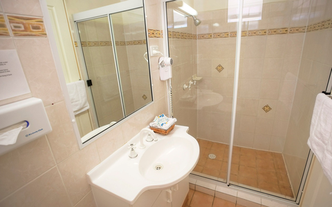 Boulevard Motel - Accommodation NSW 4