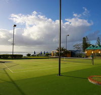 Breakers North - Absolute Beach Front Holiday Apartments - Accommodation NSW