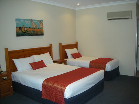 Breakout Motor Inn - Accommodation NSW 2