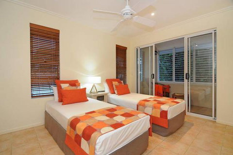 Cayman Villas Port Douglas - Accommodation NSW 0