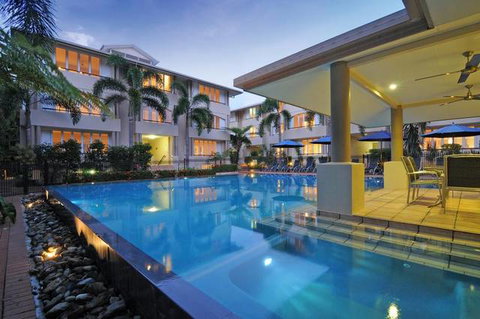 Cayman Villas Port Douglas - Accommodation NSW 1