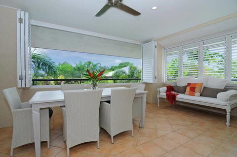 Cayman Villas Port Douglas - Accommodation NSW 4