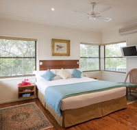 Central Coast Cottages at Toowoon Bay - Accommodation NSW