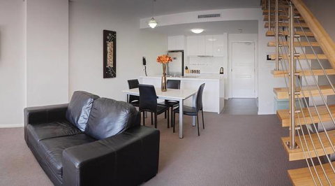 Charlestown Executive Apartments - Accommodation NSW 8