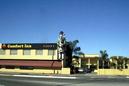 Comfort Inn Scotty's - Accommodation NSW 0