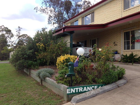 Country Rose Motel - Accommodation NSW 2