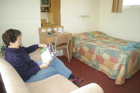 Cowra Motor Inn - Accommodation NSW 1