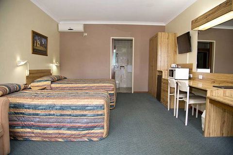 Cumberland Motor Inn - Accommodation NSW 0