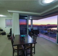 Curtis Central Apartments - Accommodation NSW