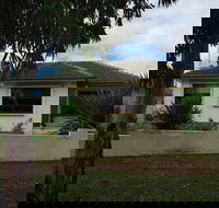 Port Lincoln Holiday Houses- Clove Hitch - Accommodation NSW