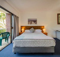 Red Star Hotel Palm Beach - Accommodation NSW