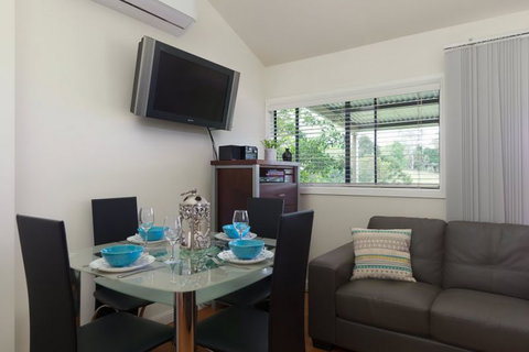 Jacaranda Cottages - Accommodation NSW 2