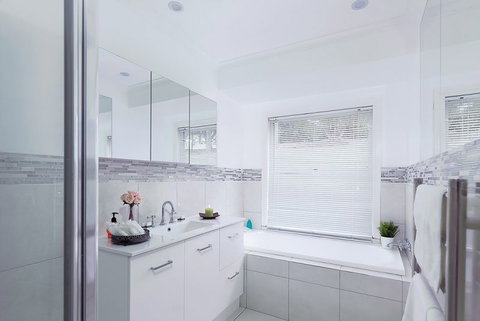 Jacaranda Cottages - Accommodation NSW 12